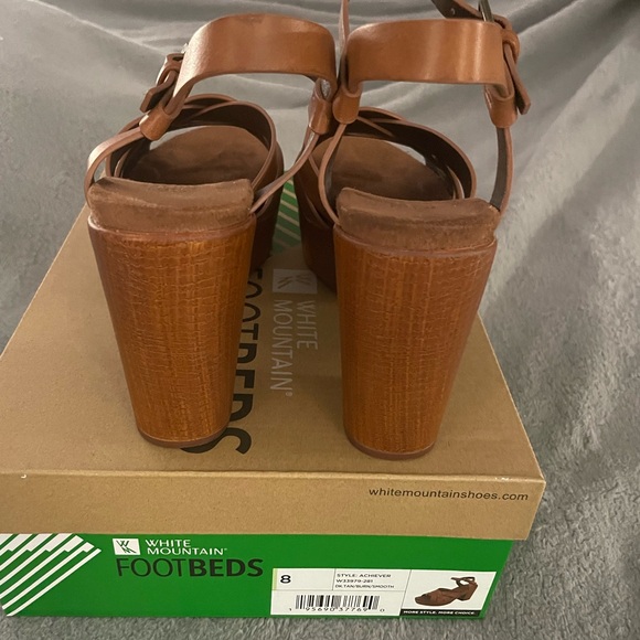 White Mountain Style Achiever Color Dark Brown/Burn/Smooth Sz 8 Gently Used - Picture 2 of 6